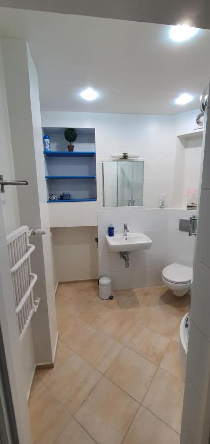 Sopockie Santorini Apartment โซพอต ภายนอก รูปภาพ